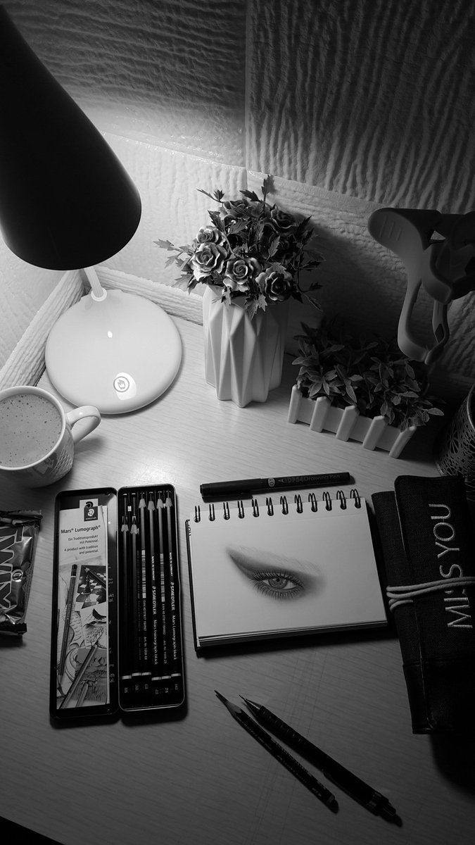 العُزلة الجَميلة ❥