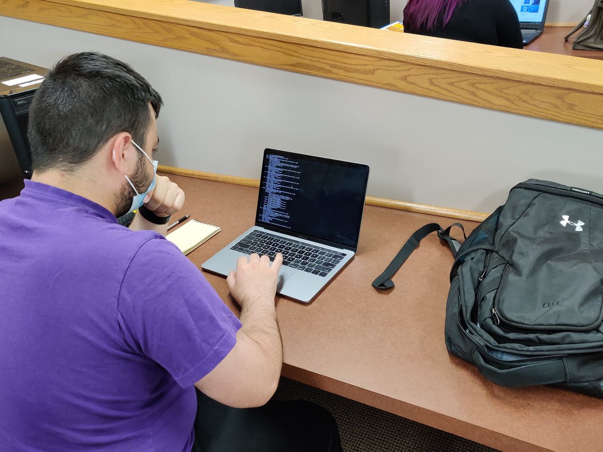 ASUNewport's tweet photo. Great to see workforce partnerships in action! ASUN partners with the @NEDCNewport Tech Depot to provide educational support and training. Learn more about the Tech Depot --> https://t.co/SdILXAiiRJ
#ASUNewport #technology #Workforce #WatchARwork https://t.co/s4aCN91D59