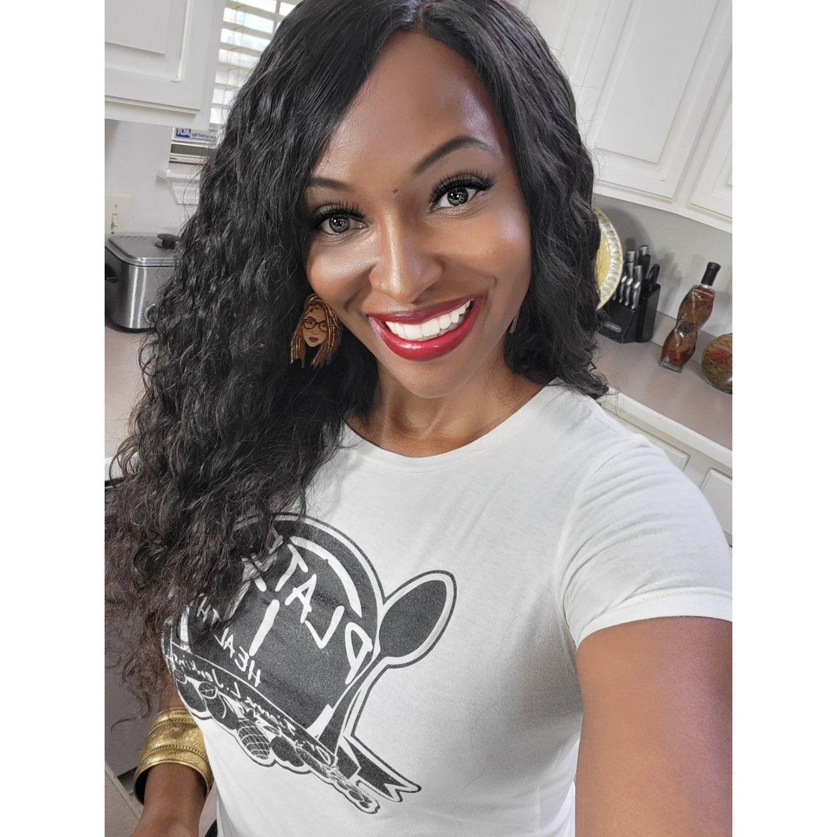 TionnaJenkins's tweet photo. Amazing day filming for TWO TV networks &amp; platforms in #Arkansas &amp; #California cooking vegan food! 🙏🏾
 👉🏾Good Morning Arkansas Channel 7 AND
👉🏾 Jane Unchained News Network (California), founded by NYT Best Selling Author &amp; Award Winning TV Journalist Jane Velez-Mitchell! https://t.co/lAMZHfC5yy