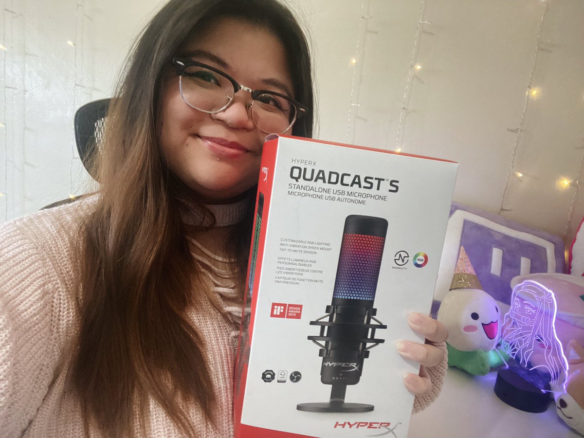 malixaTV's tweet photo. aaaaa!!!!

im so honored to say that today’s stream is sponsored by @HyperX who sent me their gorgeous Quadcast S mic!!

and guess what? im live and unboxing this now!! #ad
https://t.co/dr2qzVQ2BV https://t.co/XLJMUtcZ7C