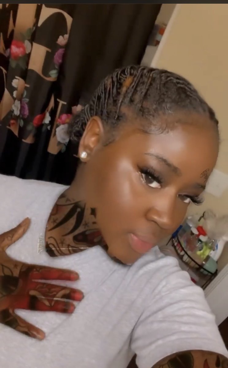 itsholisticace's tweet image. 1 month today with my babies 🤎🌀 #locbae #locs #locdin #1month