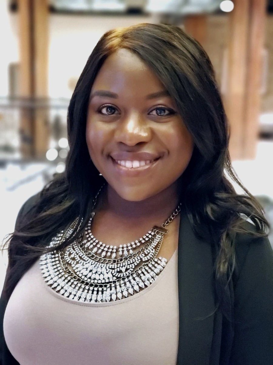 STPaulFilmcast's tweet image. director/writer ALISON GUESSOU podbean.com/ew/pb-fzqdn-11… NEW EP! We have @ali_ges 
 @DjiniProduction on the show!!! Host @NicholasPalod2 promo @BrookReadingPod #podernfamily @MNCritics @PodcastMn #femalefilmmaker #femalefilmdirector #director @KNonFilm #podbean #podcast #indiefilms