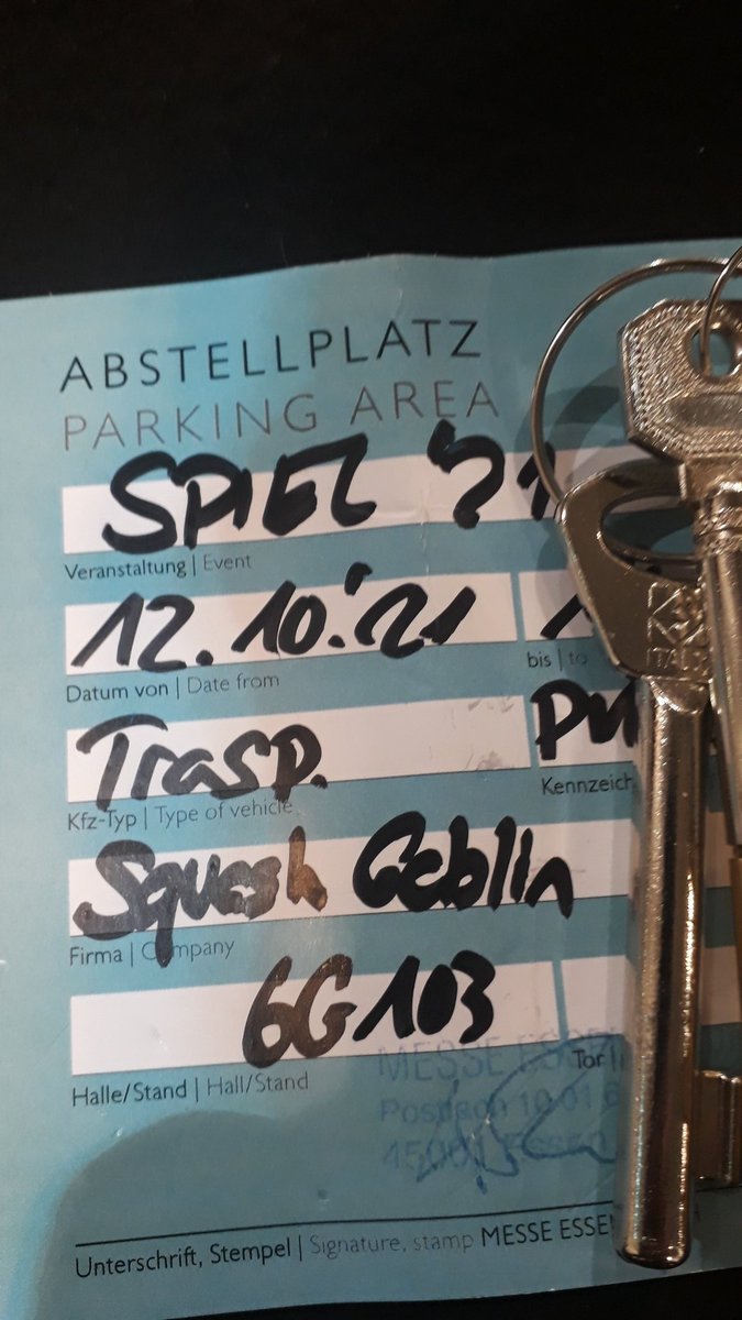 BacopaTron's tweet image. Schlüssel gefunden, Halle 6, EG, vor Aufzug zum Service Center. abgegeben bei Sicherheit RGE an Tor Halle 6 / II #SPIEL2021 #spiel21