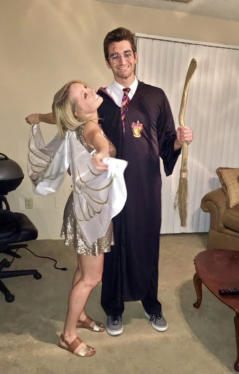 ClubPotterhead's tweet photo. Este Halloween, quien para: https://t.co/8fdprjVmAR
