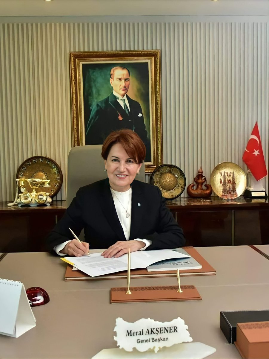 Yoksullukla mücadele, Sayın Meral Akşener ve Dava Arkadaşları'nın üstesinden gelebileceği bir konudur. 
@meral_aksener @korayaydintr
@inan_mumin @dmenki
@demetgulap_tr @cemille_sahin
@Ayseozdogan06 @K

@CaglayanSevin @cesuraylin
#YoksulluklaMücadeleGünü