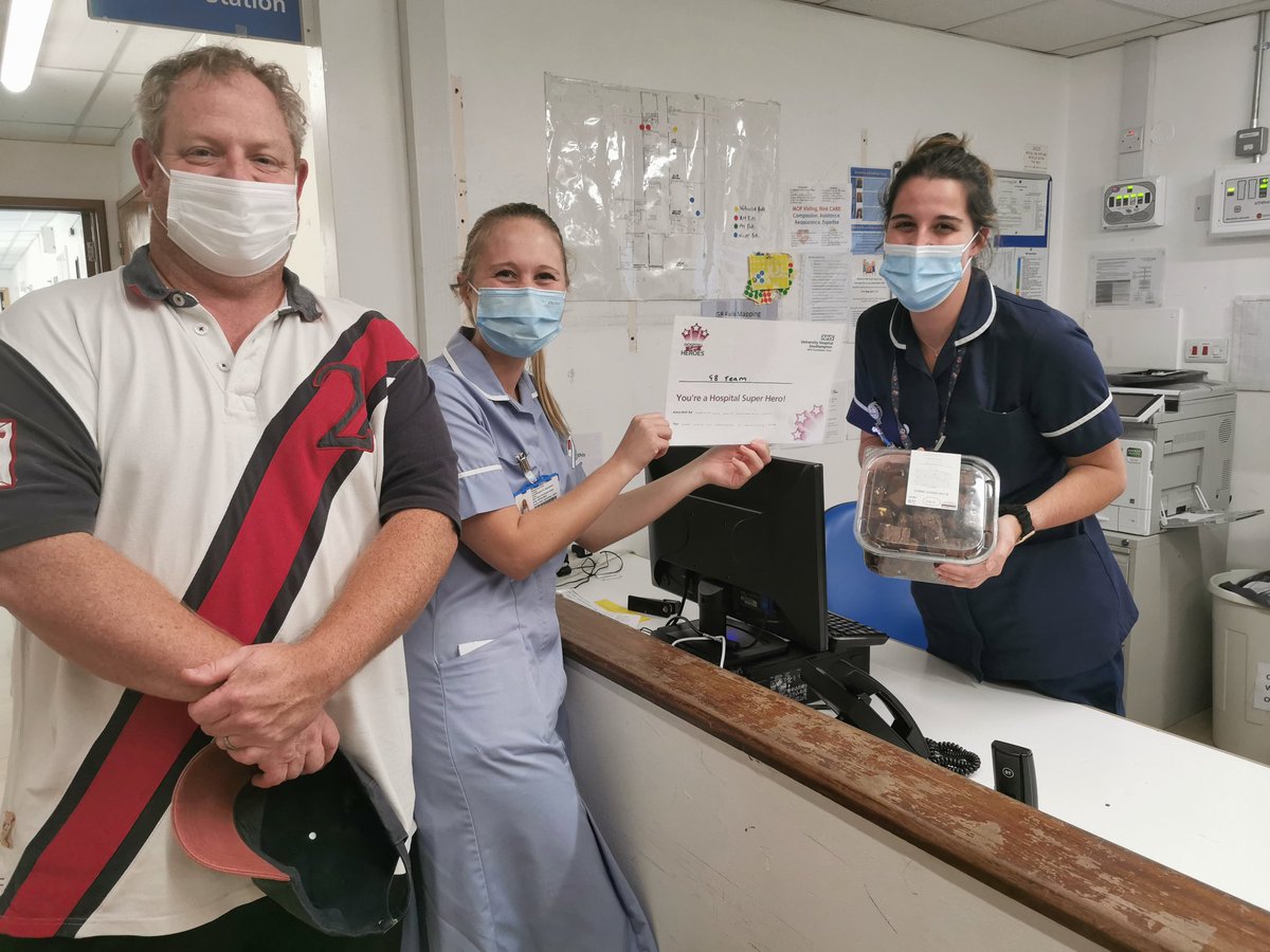 tsfbelle's tweet photo. Tonight we did an out of hours walk around to thank all of our @uhsft medicine teams who are all superheroes. I can only apologise for Steve's shorts but it cheered everyone up with a giggle 🤦🤣 @uhsmikedavidson @sarahjherbert @GastroDrSmith @GavinHawkins78 https://t.co/7DOkc3Ar3V