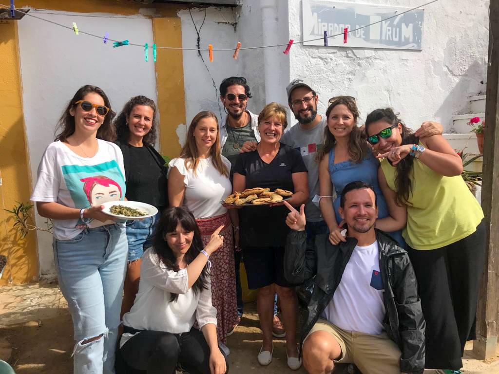 atomarpormundo's tweet photo. Queremos dar las gracias a @turismoelpuerto @cadizturismo @iatiseguros por hacer posible el 'Travel Bloggers Forum' una edición más, a todas las empresas colaboradoras y a los blogueros de viaje por dar a conocer El Puerto al mundo. ¡A por la V de #ForumElPuerto ! 💪💪💪 https://t.co/ESCMpe26nf
