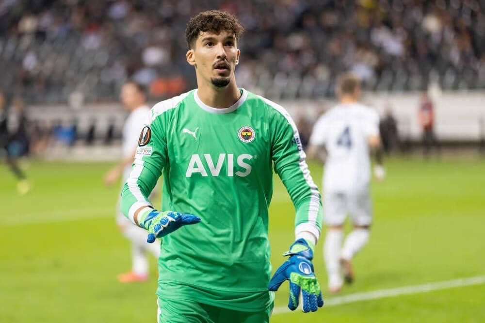 Altay Bayındır sahipsiz değildir! İte köpeğe yedirmeyiz seni!