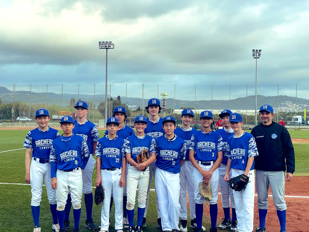 LondonArchersUK's tweet photo. Amazing 4 days in Barcelona! Great organization and competition! Strong showing for the Archers as we walk away with 3rd (U12), 7th (U15) and 4th (U18). Thank you @FCBeisbolSofbol for the experience! You are amazing hosts and friends! 🙏 We will see you again in early March! https://t.co/L3gsCygXW6