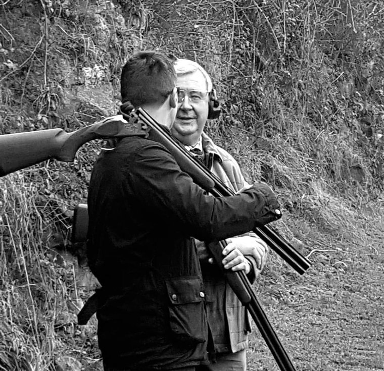 StraightShootUK's tweet photo. Fancy a go at clay pigeon shooting? https://t.co/bcKQljXxIa the friendliest #shooting ground in #Yorkshire -  Beginners very welcome!!!

#claypigeon #shootingsports #daysout https://t.co/1tBCq4sIvu