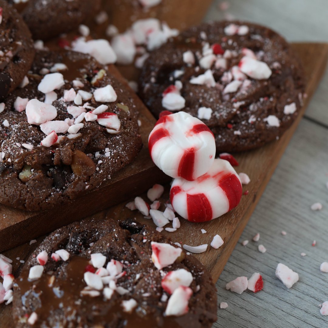 RedBirdPuffs's tweet photo. What is better than peppermint you ask? Well, that would be peppermint and chocolate paired together!  Combine Red Bird Peppermint Puffs into your recipe for a refreshing and delightful treat. https://t.co/ebpM3VyQnL