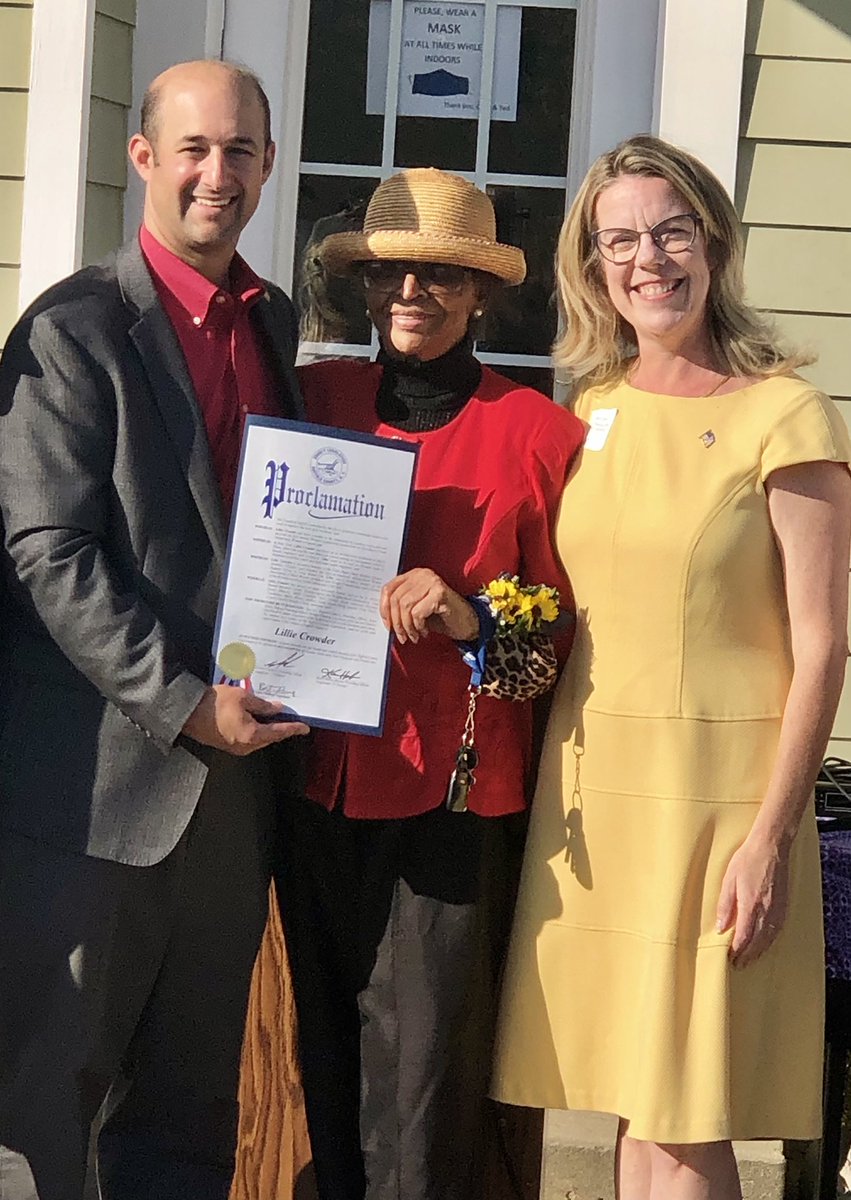 karahahn's tweet photo. Yesterday @Brookhaven_Dems Women's Caucus recognized Lillie Crowder, her countless contributions, and lifetime of achievement, with their first annual leadership award. I was grateful to be a part of it and to honor a woman so many of us have looked up to over the years. https://t.co/LVI53nsBki