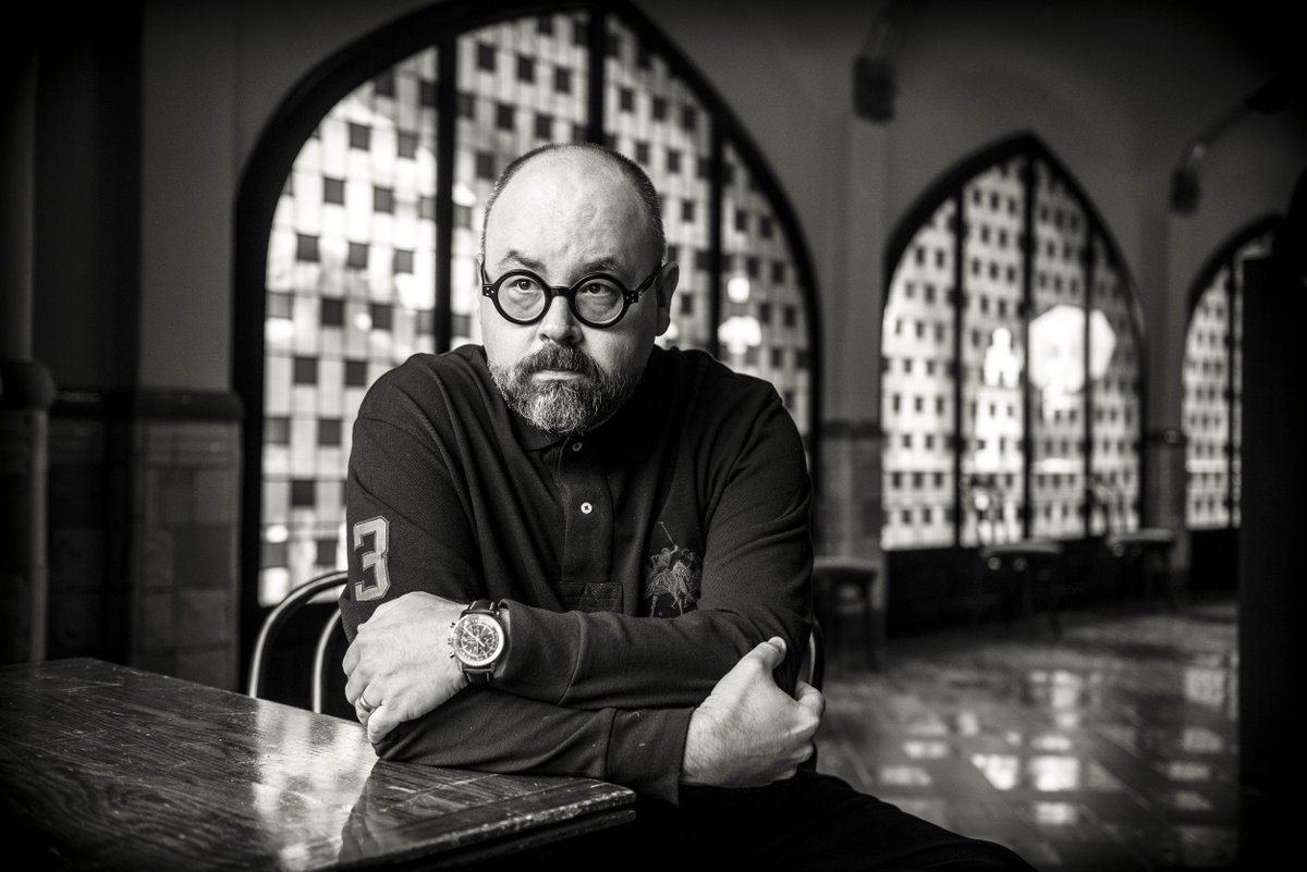 edit_planeta's tweet photo. «Cada vez que un libro cambia de manos, cada vez que alguien baja sus ojos a las páginas, su espíritu crece y se fortalece».

Carlos Ruiz Zafón   

#BuenasNoches  #Citas  #Zafón https://t.co/4U2uMkWyFT