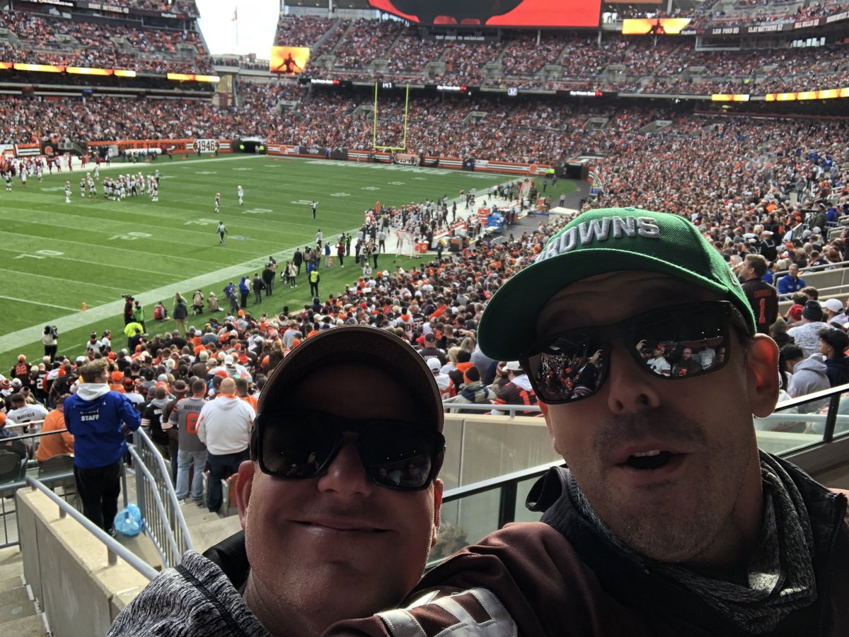 RalphSmartUTU's tweet photo. #ARIvsCLE https://t.co/L6QMlxRybm