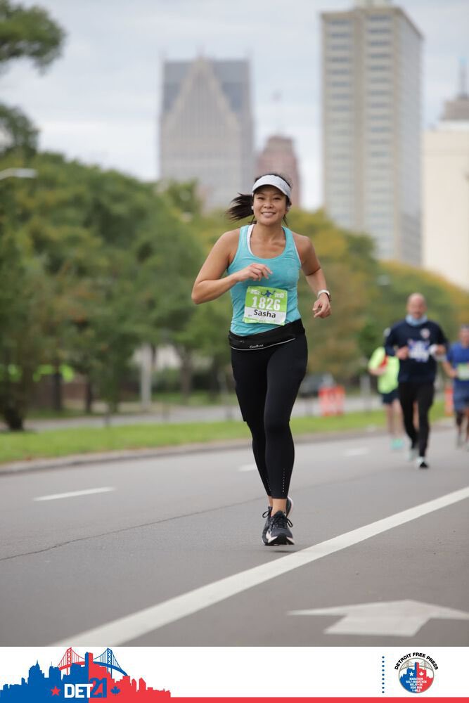 sashazhou's tweet image. I may have seriously questioned my sanity throughout the course but I still did it! #firstmarathon