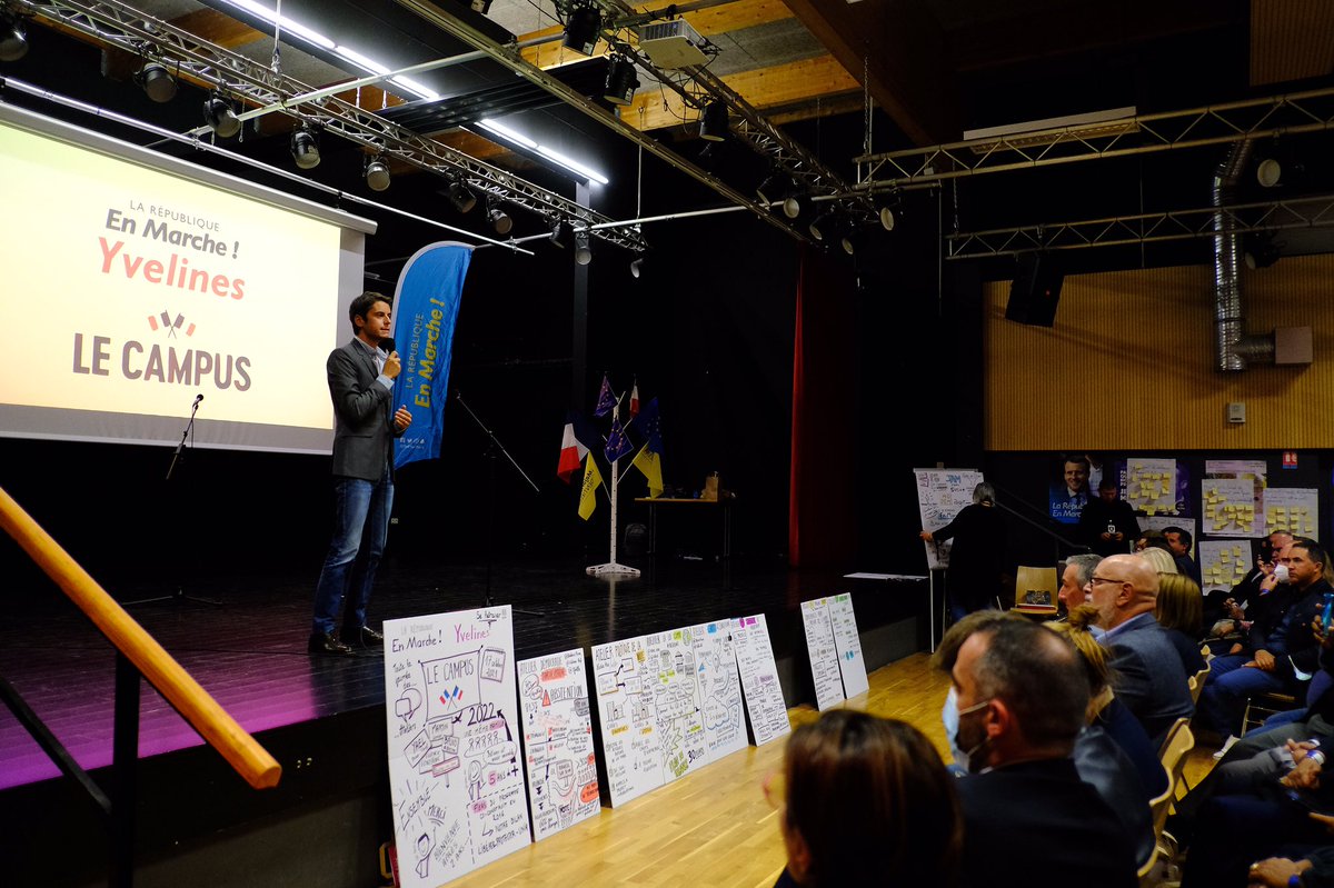 BecamelPauline's tweet photo. Campus @EnMarche78 aujourd’hui à Mezieres sur Seine 
Où j ai eu le plaisir de #sketchnoter pendant la journée sur les interventions de @NadiaHAI78 et @GabrielAttal mais également tous les représentants de la majorité @pluce19 @JBHamonic pour le @MoDem 
#5ansdeplus 
@enmarchefr https://t.co/Fi4C5yI1BP
