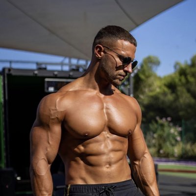 TrademarkMorris's tweet photo. #NewProfilePic https://t.co/bdJXpwanmQ