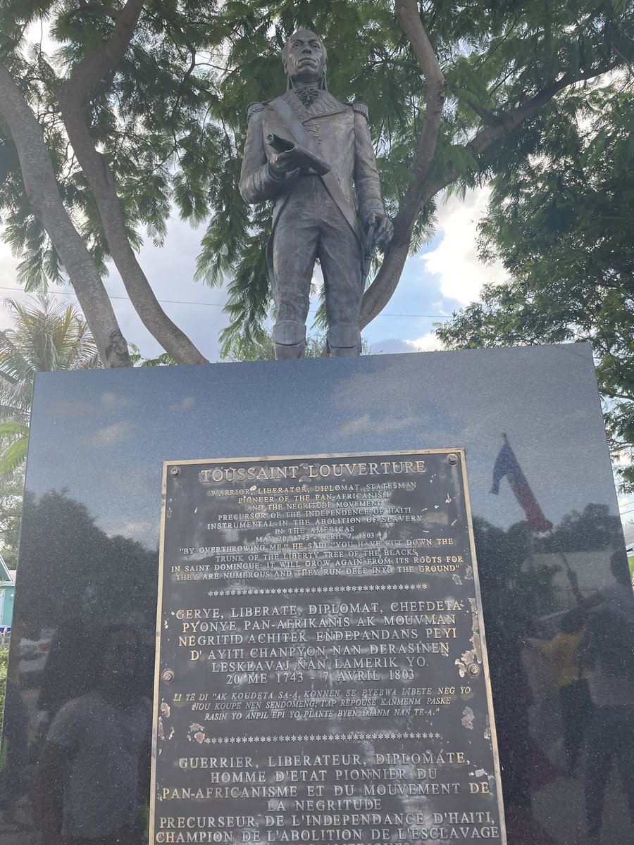 Made it to the Toussant L’Ouverture monument honoring the lives of Haitian migrants on the anniversary of the assassination of Jean Jacques Dessalines. #stophaitiandeportations #endtitle42 #ourstreets @BAJItweet