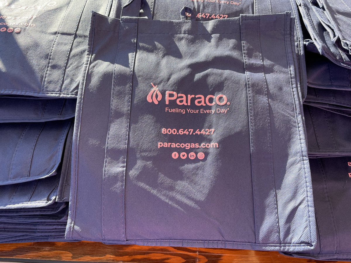Paraco_Gas's tweet photo. Sponsoring and walking in the @MakingStrides event at Woodbury Common Outlets was a total blast!
We couldn’t have gotten luckier with this weather 💕
#makingstrides #makingstridesagainstbreastcancer #makingstrideswalk #woodburycommons https://t.co/sYCtYxASNc