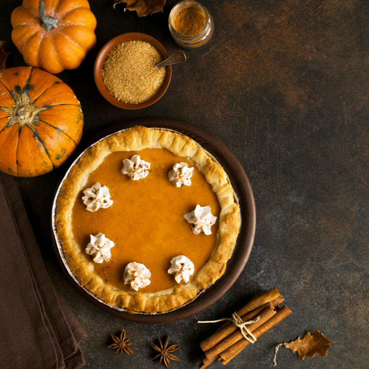 CafeDeBoston's tweet photo. By October 26th, we’re in a frenzy of pumpkin obsession. We cannot wait for the big November holiday for pumpkin pie. 
https://t.co/4WtYNNkI2H
#nationalpumpkinday🎃 #pumpkinday🎃 #pumpkinpie #pumpkinpiespice #pumpkinpies https://t.co/eno27zRA0Q