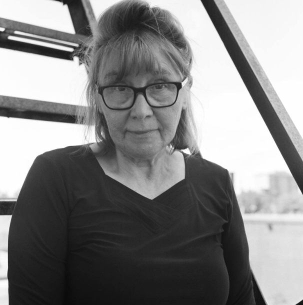 enrichedbread's tweet image. Today's featured member is Svetlana Swinimer! See work by Svetlana &amp;amp; others at our 29th Open Studio, "It hasn't been the same without you" Vernissage: Thursday October 21, 5 - 9 pm Continuing: Sat &amp;amp; Sun Oct 23 &amp;amp; 24 and Sat &amp;amp; Sun Oct 30 &amp;amp; 31 COVID guidelines will be observed