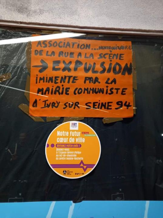 ElinaDumont's tweet photo. Bonsoir
Journée Mondiale de la misère, notre expulsion iminente par la mairie communiste d'Ivry sur Seine (94) du local de notre association De La Rue A La Scène.
Retour à la Rue.
Yves Pontonnier 
Fondateur de l'association 
DE LA Rue A La Scène @ADSVasso https://t.co/ySAgZTa2V7