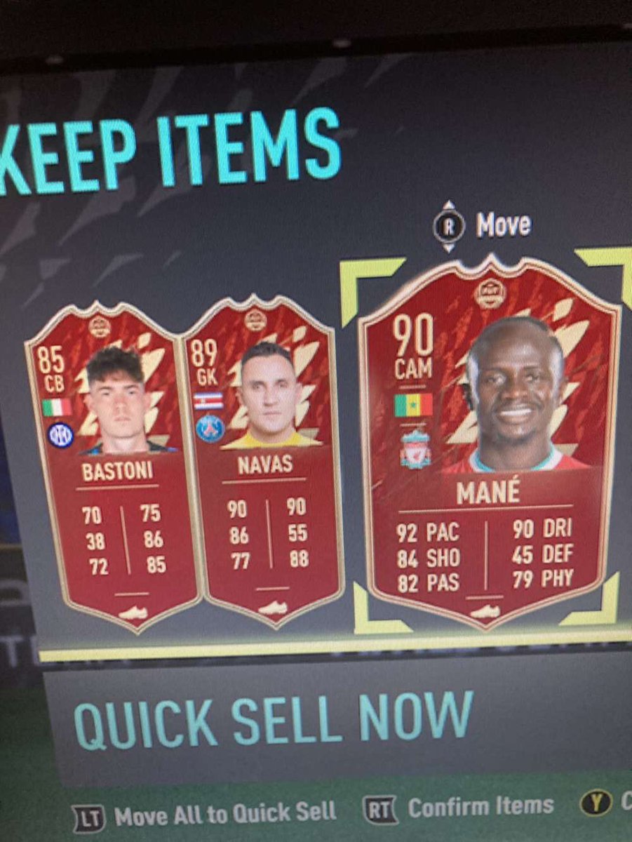WeekendFUT's tweet photo. • Another successful weekend. One of our customer’s Rank 1 rewards 🤑

• DMs are open for booking a spot for next weekend. Be quick as spaces are limited 🟩🟦

• We also offer Play off Qualification 
#FIFA22 #FUT #WeekendLeague #football https://t.co/xAdrTUmMyJ
