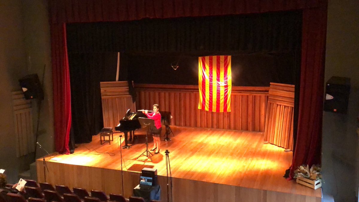 Tot a punt per l’acte de celebració del 25è aniversari del Casal <a href="/cclaplata/">Casal Català LP/Arg</a> #expliquemCatalunyaalmon <a href="/Catexterior/">La Catalunya exterior</a> <a href="/exteriorscat/">Unió Europea i Acció Exterior</a> @governcc