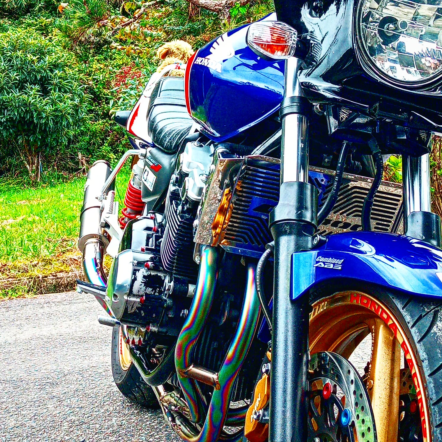 L❣️lien.cb400sf on X: 
