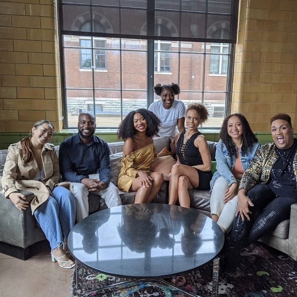 DjiniProduction's tweet image. Podcast Sunday! Listen to the latest episode of @STPaulFilmcast Great convo around filmmaking.

Repost from @STPaulFilmcast NEW EP! we have Director/writer/ producer ALISON GUESSOU in studio! Please give a listen! @ali_ges @djiniproductions #podernfamily #stpaulmn #stpaulpodcast