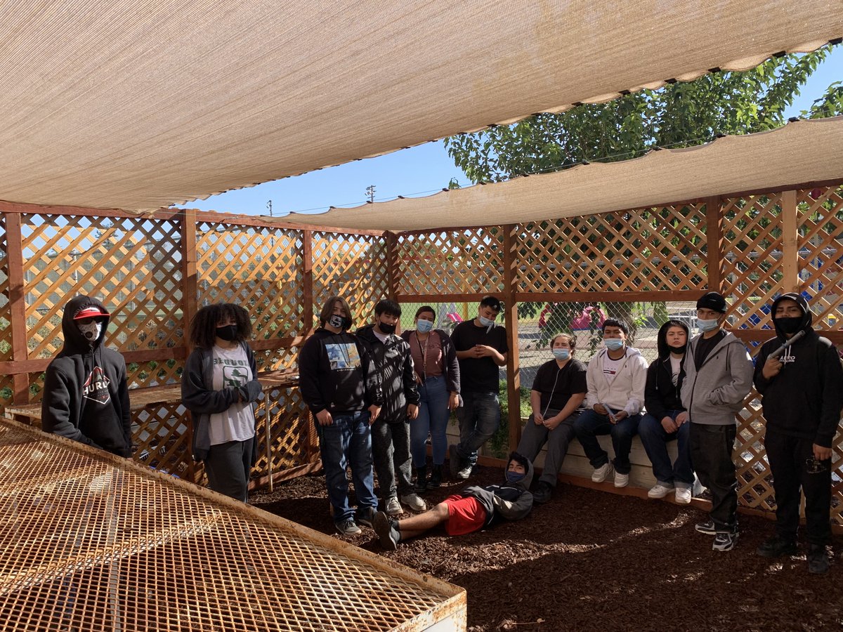 ICYMI: Sequoia High students have wrapped up construction on the shade house being built for the school's ag program. The project was a collaboration between the site's Construction Trades and Horticulture classes #CTE #WeAreMUHSD