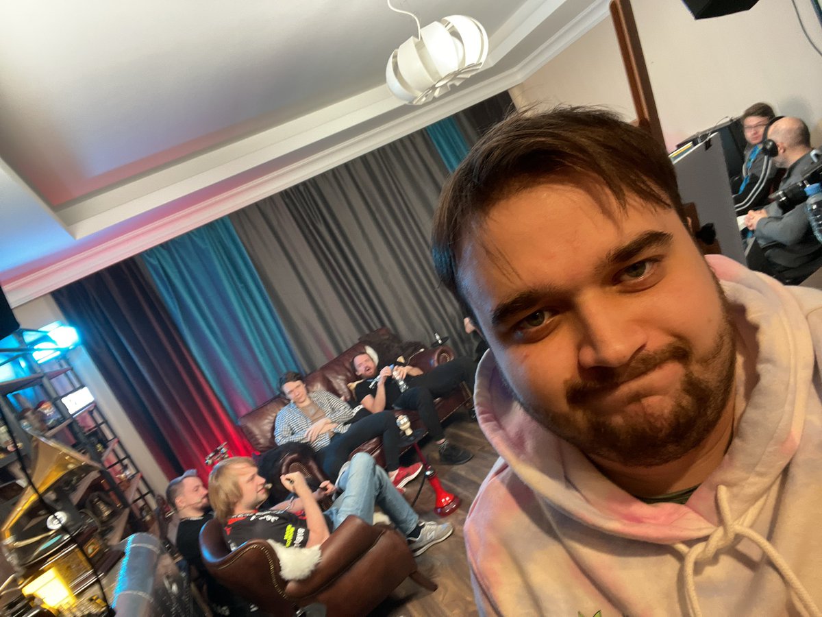 чела реально зовут tweet media