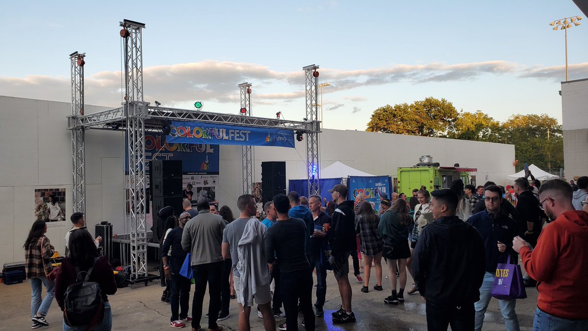 AngelaMarie_72's tweet image. Capital pride!  #Colorfest @CapitalPrideDC