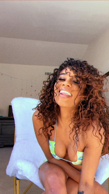 Wholesome content to bless your timeline ✨🍀 https://t.co/oFJhkcSNg2