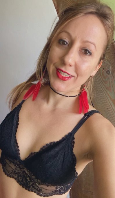 :) https://t.co/CvKyFhGNPh<a href="/tag/yoga"class="tags"><span>#yoga</span></a><a href="/tag/consciousness"class="tags"><span>#consciousness</span></a><a href="/tag/souvenir"class="tags"><span>#souvenir</span></a>