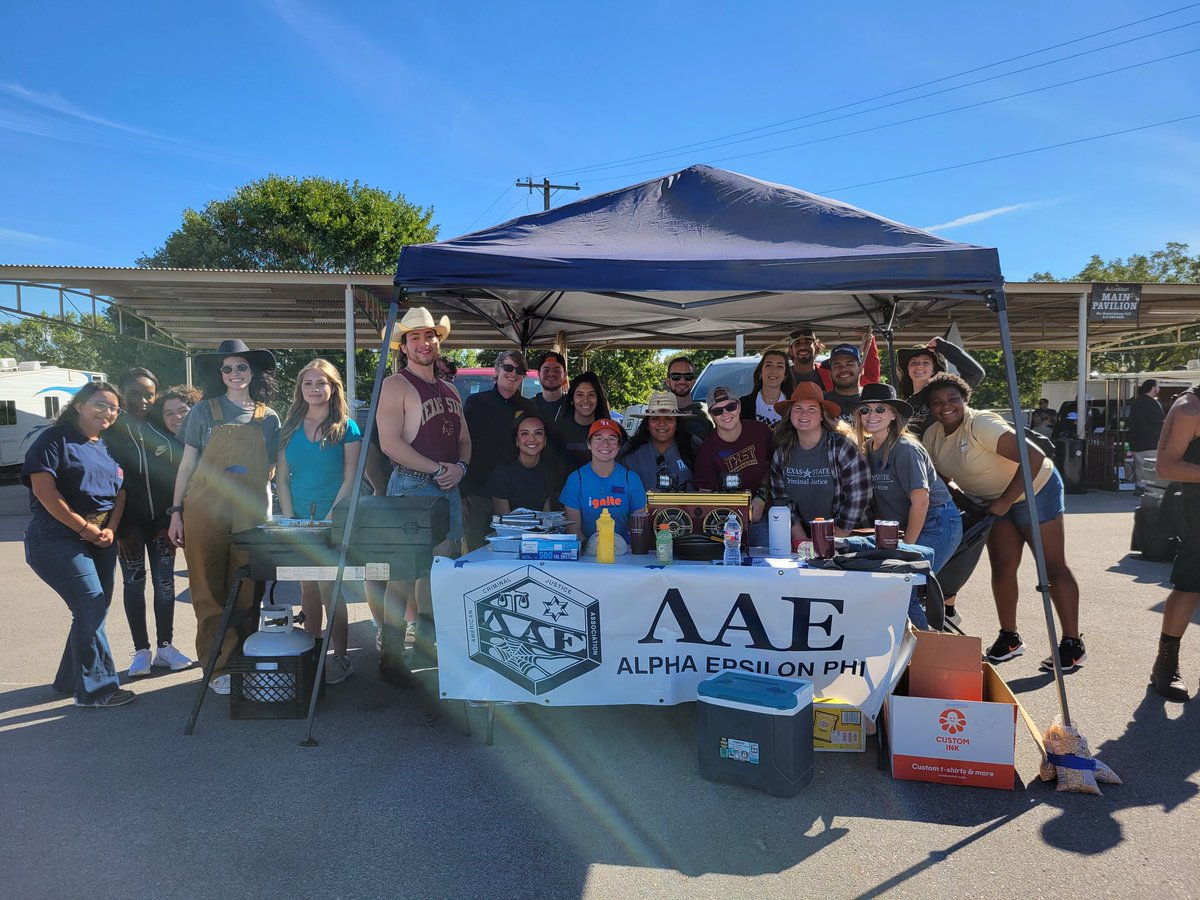 Thanks to those who drove 3 hours there and back to Lockhart, TX!! We had so much fun meeting up with <a href="/laetxst/">ΛAE - Texas State</a> and helping out with the BBQ judging!! I hope yall got to taste some BBQ while there!!