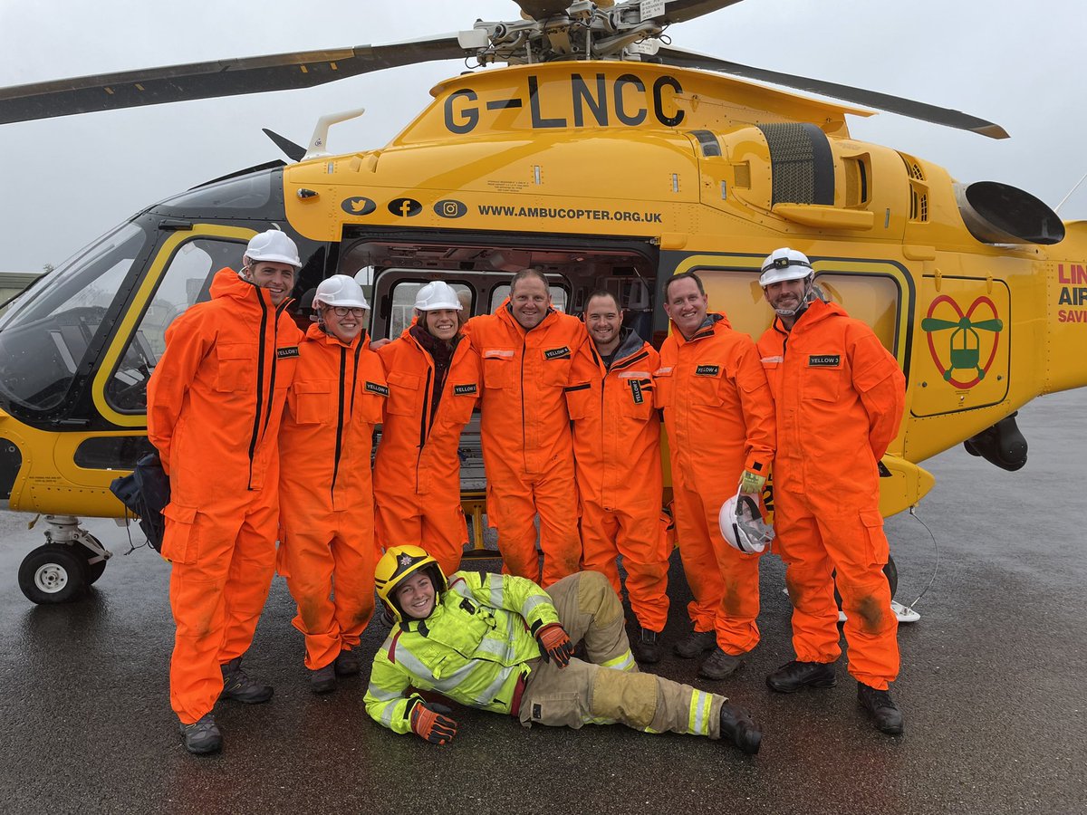Laura_Wheelton's tweet photo. Absolutely amazing weekend on the #ATACC course and so good to be back! The @ATACCFaculty is just full of awesome people and being a mentor to team yellow was an absolute honour and a pleasure. Can’t wait for the November course! #lovemyjob #firefighter https://t.co/O6aPwwDNKJ