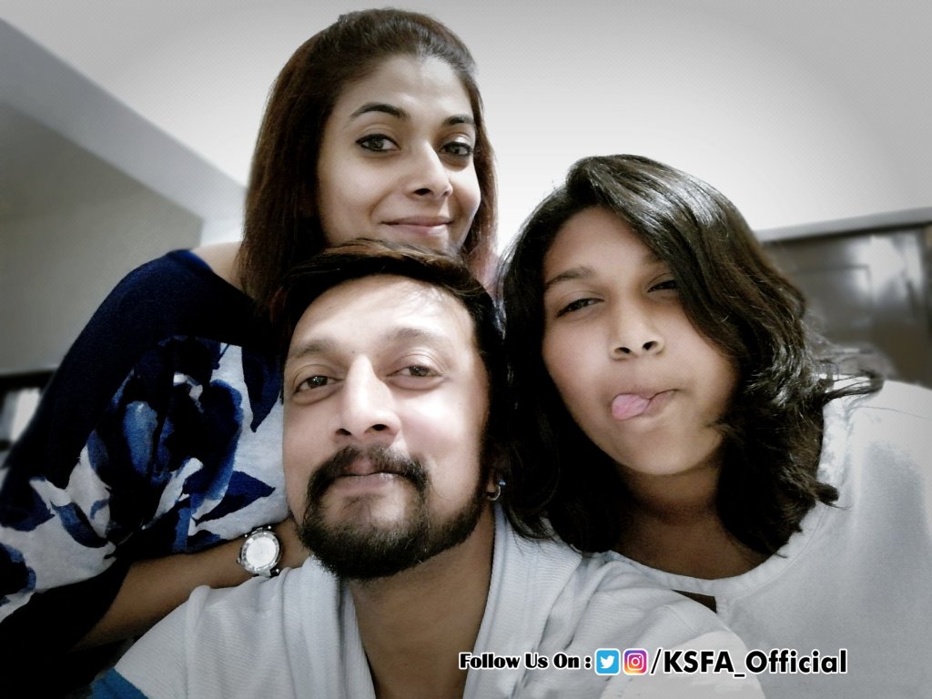 KICCHA SUDEEP FANS (A) (@ksfa_official) on Twitter photo Happy Marriage Anniversary #Deepanna and #Priya Attige..💐😍
Live with all happiness n joy of the world...😘😘🤗
<a href="/KicchaSudeep/">Kichcha Sudeepa</a> ❤️💛 @IamPriya06
#Kotigobba3 #Kotigobba3Roars Happy Marriage Anniversary #Deepanna and #Priya Attige..💐😍
Live with all happiness n joy of the world...😘😘🤗
<a href="/KicchaSudeep/">Kichcha Sudeepa</a> ❤️💛 @IamPriya06
#Kotigobba3 #Kotigobba3Roars