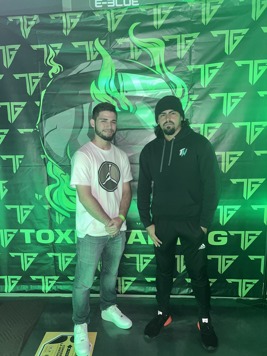 ToxicGameLeague's tweet photo. to those that came out to our multi-day event tournaments, we wanted to say thank you for the love and support from us &amp; @NLGMiami!🔥

from Warzone to Valorant and from FIFA to NBA2K..we say thank you!⚡️

we will see you guys in December!

stay tuned, follow us and stay active 🌴 https://t.co/0nI1kA8xTT