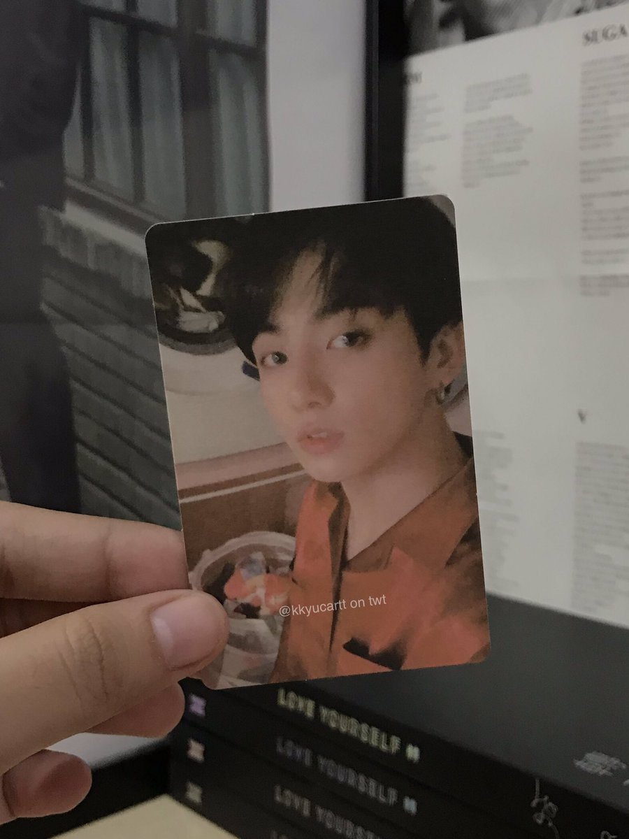 kkyucartt's tweet photo. jungkook mail ๐ 10 โข 18 โข 21
thank you sm @7euphorie ~ my probably 3rd most album pc na may sparks came home today ๐๐ some people may know how long Iโve been looking for this so thank u sm ๐
#from7eu
#jjinleatherproofs https://t.co/EAdoLpTCaB