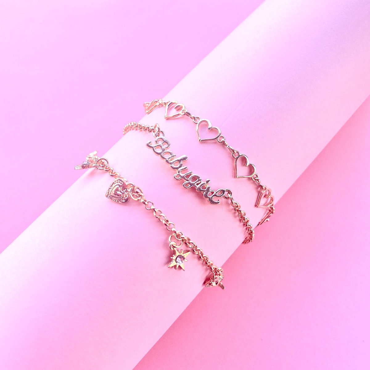 bodyfluent's tweet photo. We 💓 Accessories. 

Anklets Available for $25!
https://t.co/VNB9l1rtha https://t.co/ZexyhIMCiQ