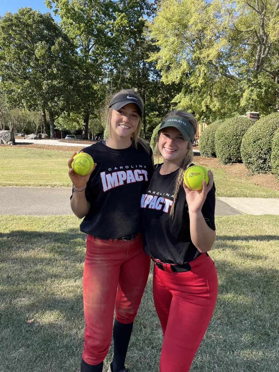 Finished the day as Champions of the Last Call PGF tournament in Rock Hill. Proud of this group of young ladies and our coaches! <a href="/emmaclarke_13/">Emma Clarke</a> and <a href="/KadieBecker2023/">Kadie Becker</a> make up our Bomb Squad for the day 💣 💣 💣