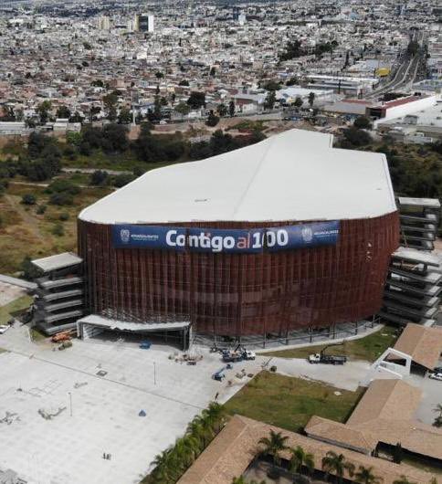 Más de 1200 personas participaron en la construcción de este gran proyecto que hoy es una realidad. Ya estamos a pocos días de inaugurar la Arena de la Isla San Marcos que se convertirá en un referente de #Ags y sede de grandes eventos deportivos, culturales y de entretenimiento.