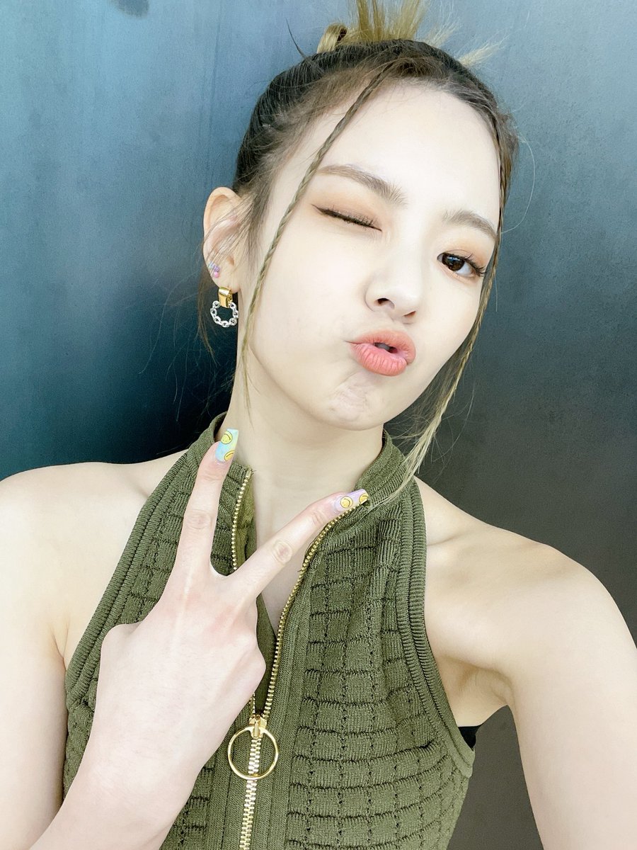 bbljisu's tweet photo. [211018] https://t.co/zBs0lkDNyT