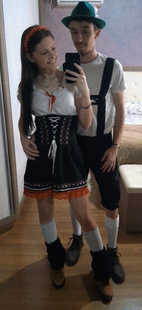 KaylaneBell's tweet photo. #OktoberDosSpiez🍺🇩🇪
16/10/2021 https://t.co/tBnSWZ6E1U