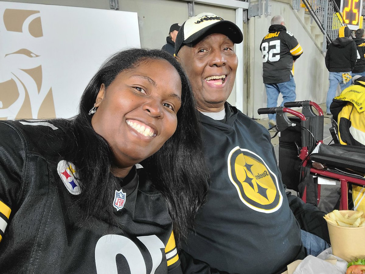 KHNeely's tweet photo. #SNUProud #Steelers #HereWeGo https://t.co/v3ydewKdds