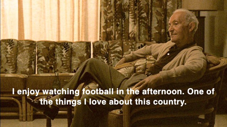 NickelsQuarter's tweet photo. Me every fall Sunday https://t.co/0djZh2dlNd