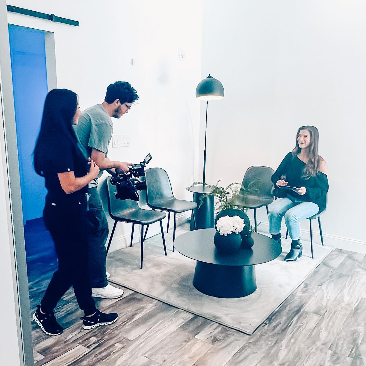 BodyBeautyLab's tweet photo. Reminiscing of our fun videoshoot this past weekend with the super talented lovakfilms 
🙏🏻 Special thanks to our friends at jaymichaelsalon for making our beautiful talent camera ready and rosalie.wayne for the girls day finale 🥂
🎥 Can't too share more soon! https://t.co/bQPUroaUIe