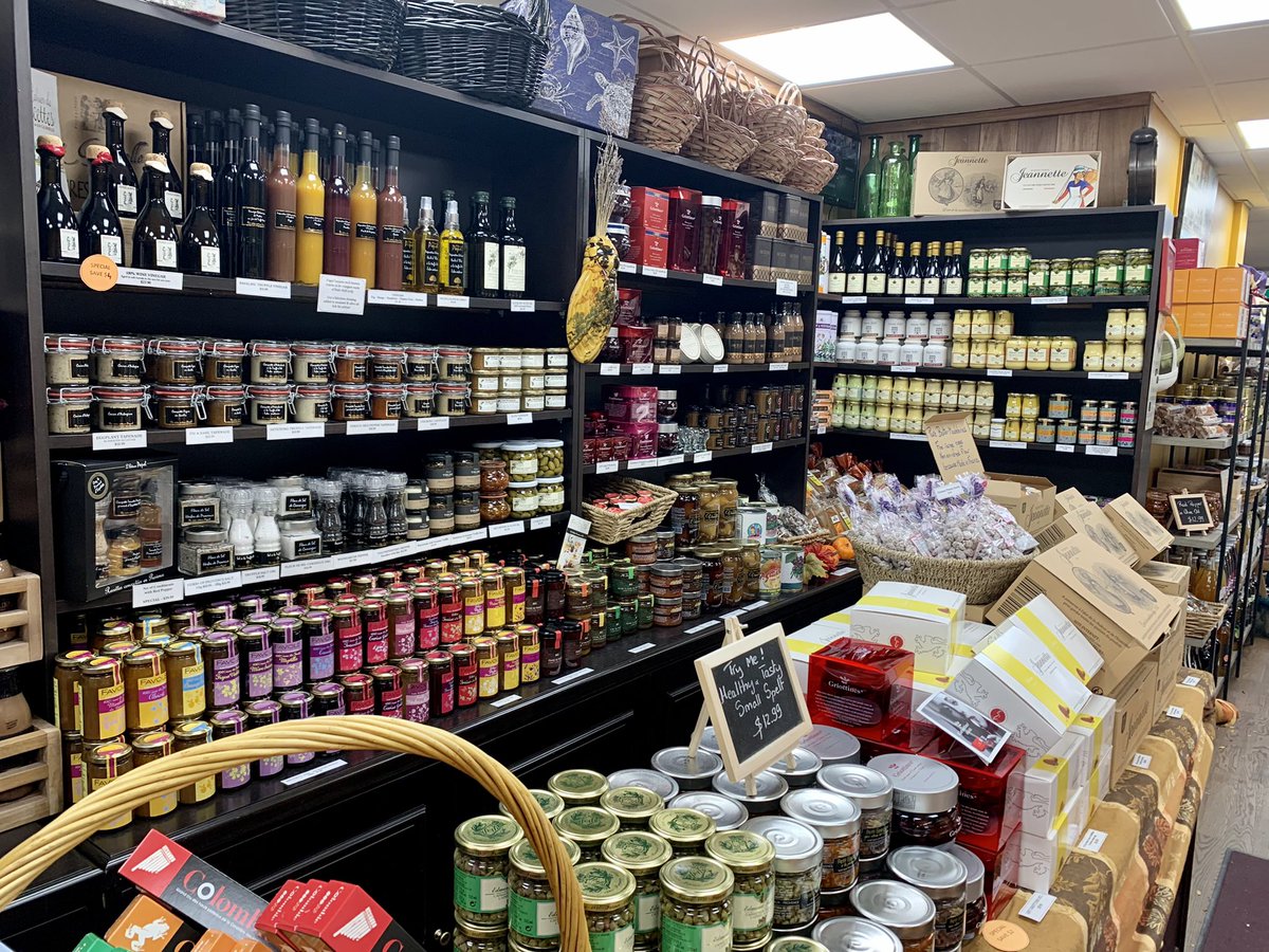 tudoralexis1's tweet photo. Picked up some gifts at Douce France on Danforth. Step in there and you’re transported to a petite épicerie fine française complete with chocolates, cheese &amp; little pleasures. Christel has been curating fine French produce for years now much to the delight of Torontonians. 🙏🏽 https://t.co/JKEN4V9uxl