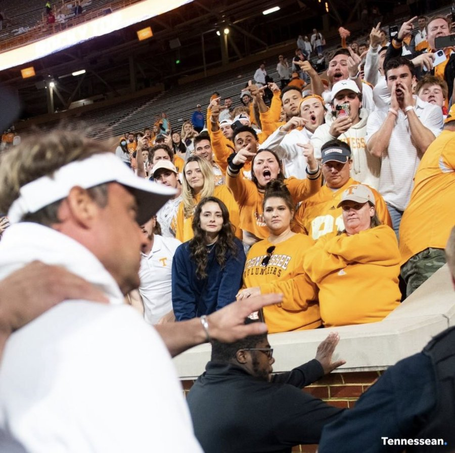 tupeloreb's tweet photo. Congratulations, Vol fans. You have taken the title from LSU as the worst fans in America. https://t.co/kbh4aXAwMI